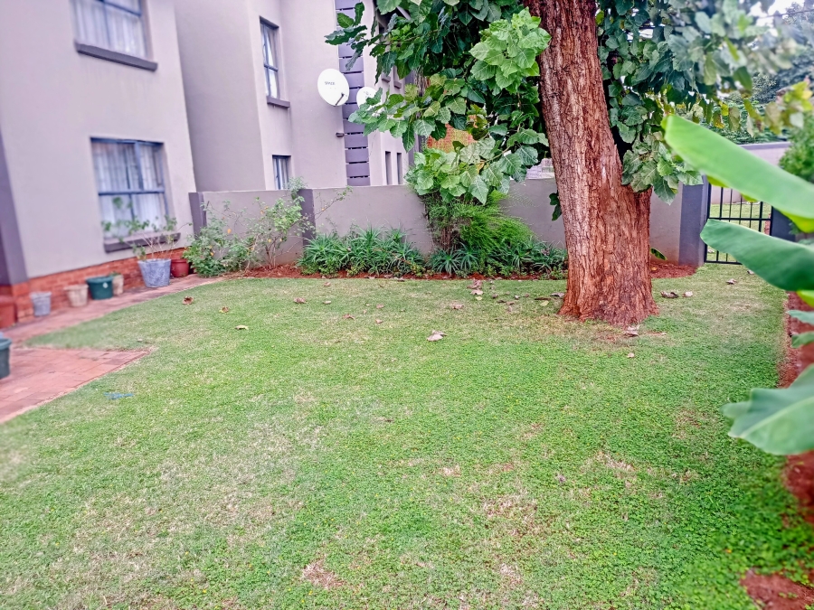 To Let 2 Bedroom Property for Rent in Melodie North West